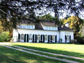 Hotels in Mailhac-Sur-Benaize